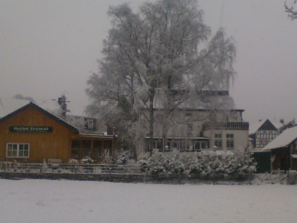 Отель Gasthof Susewind Antfeld Экстерьер фото