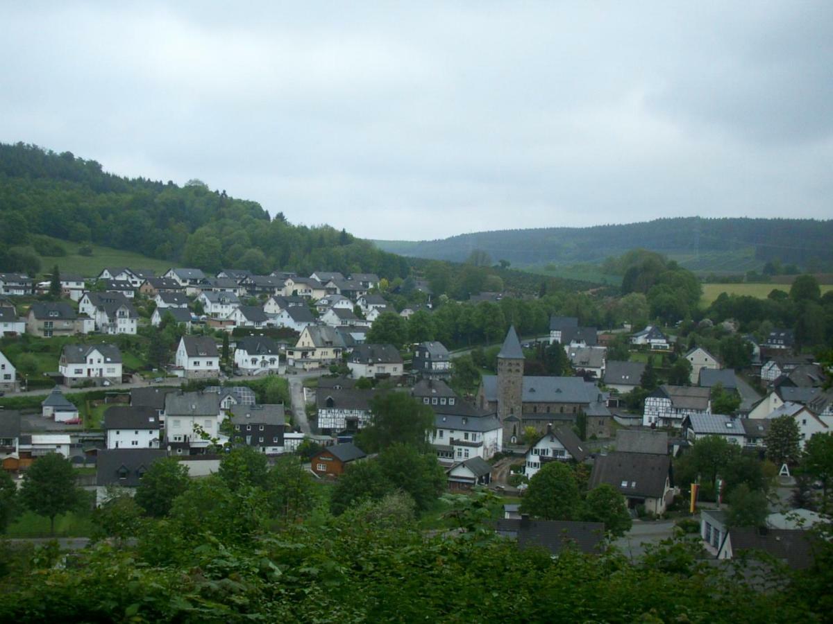 Отель Gasthof Susewind Antfeld Экстерьер фото